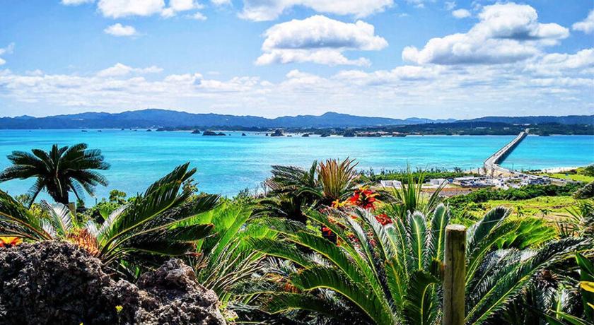 Okinawa Island mini villa 3-Star Accommodation restaurant