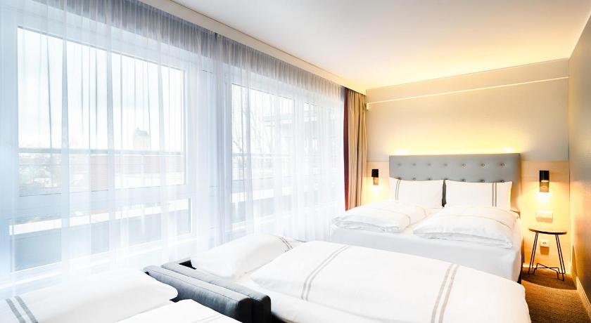 柏林 Premier Inn Berlin Airport 3星级 酒店 大堂