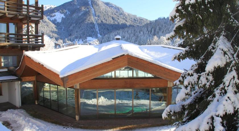 Pozza di Fassa Hotel Trento 3-Star Hotel pool