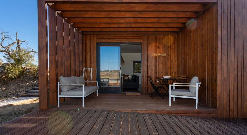 アルモドヴァル Monte Clerigo Casas de Campo 4つ星 ホテル 外観