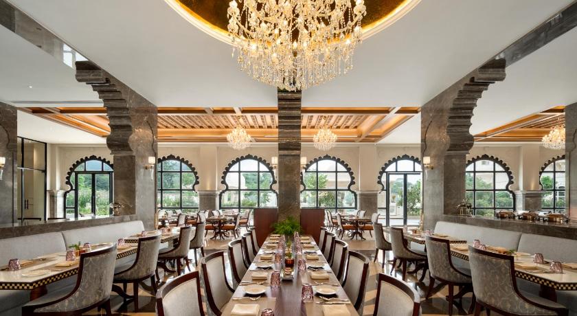 Wyndham Grand Udaipur Palace Pure Vegetarian Hotel photo 5