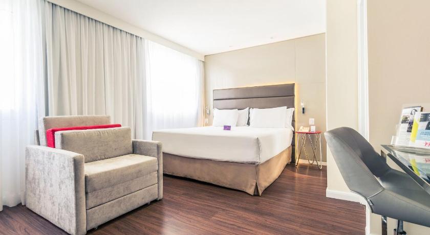 Image of Standard Queen Bed 1