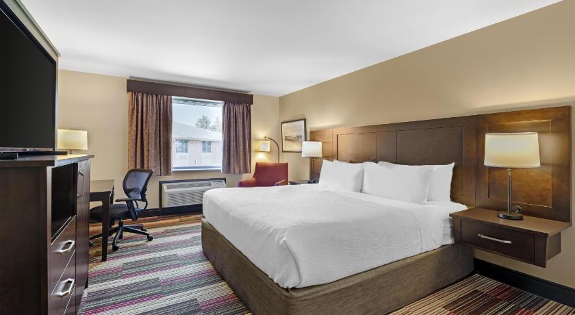 Best Western Plus Stoneridge Inn & Conference Centre