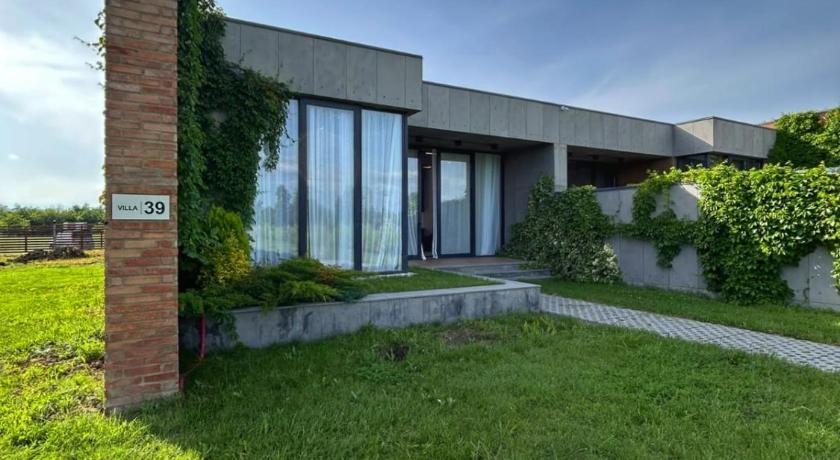 Villa 39, Kachreti Ambassadori Golf Resort