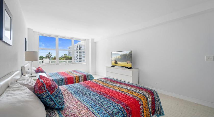 Immagine di Appartamento con 2 Camere da Letto e Balcone (Two-Bedroom Apartment with Balcony) 1