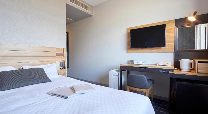 오사카 하톤 호텔 니시 우메다 (Hearton Hotel Nishi Umeda) 3성급 호텔 스위트룸