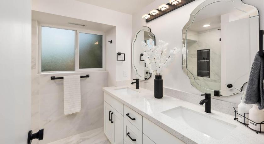 西雅圖 Moder charmer 4 BR 3 BA 12 Miles to Seattle, 3 miles to Airport near the mall 3星级 住宿 景观