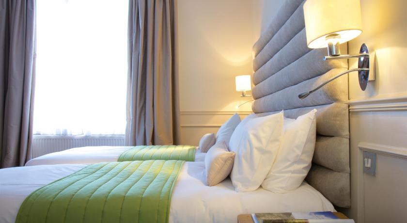 Image of Twin Room 3
