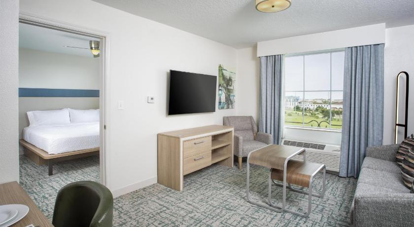 Image of 1 KING 2 QN BEDS 2 BDRM 2 BATH SUITE NONSMOK 0