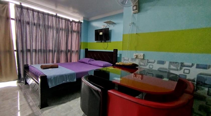 Image of Deluxe Family Room 5