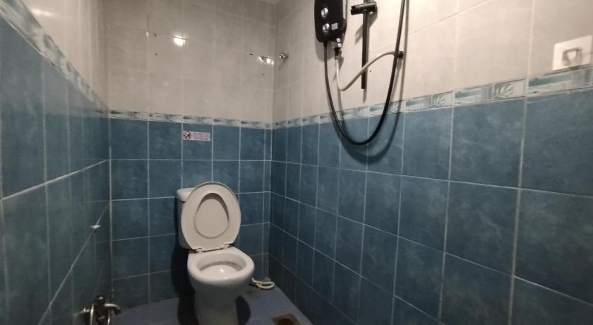 Image of Deluxe Triple Room 7
