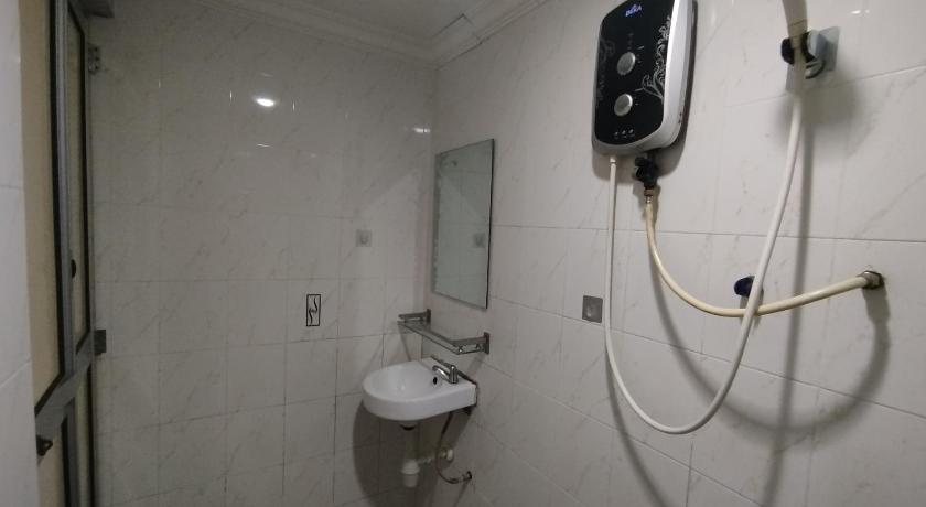 Image of Deluxe Triple Room 5