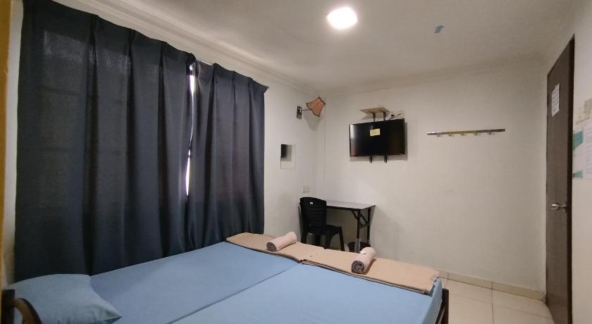 Image of Standard Twin Room 4