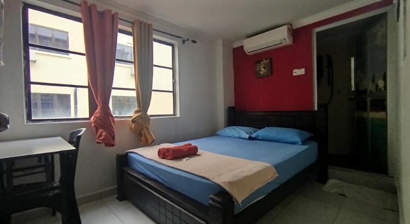 Image of Standard Queen Room 0