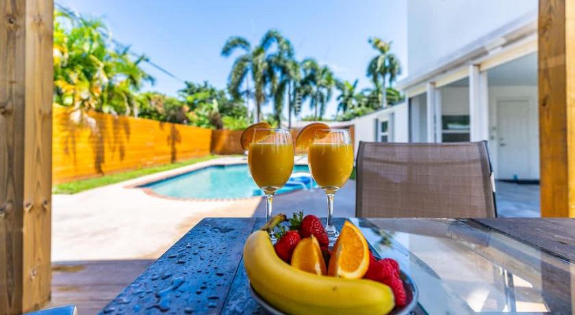 Pompano Beach (FL) Chic Pompano Getaway - Pool Beach & Pickleball - Family 2성급 숙소 객실