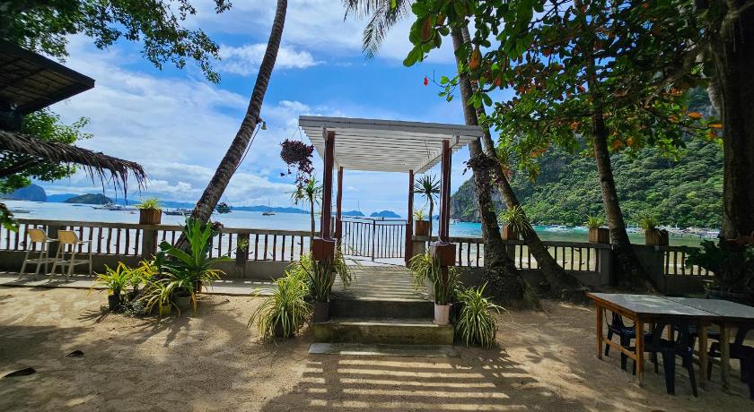 Mina Grande Beach Cottages – El Nido, WI
