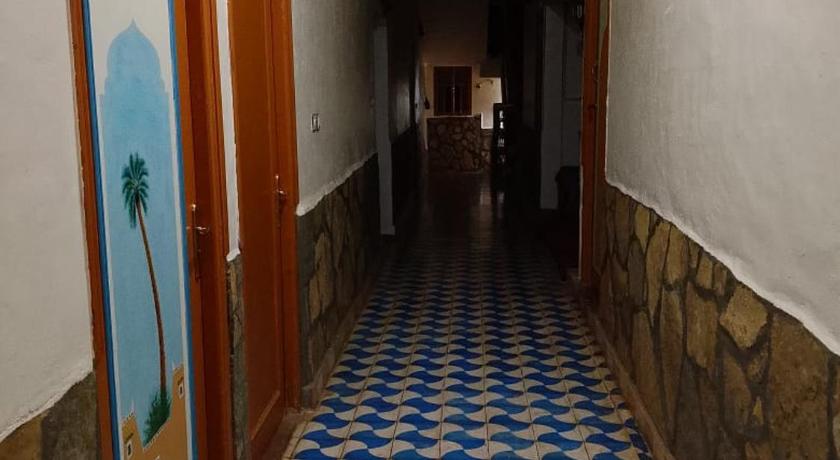 ティンギル Hotel AZUL Todra Gorges 1つ星 ゲストハウス プール