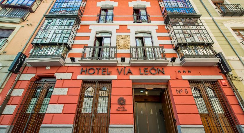 Alda Via Leon