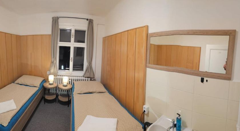 Image of Double or Twin Room with Shared Bathroom 6