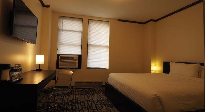 Image of Gold One King Bed 3