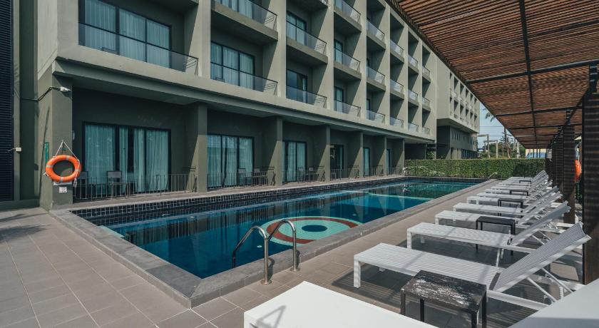 Phuket Sugar Marina Hotel - AVIATOR - Phuket Airport 4-Star Hotel room