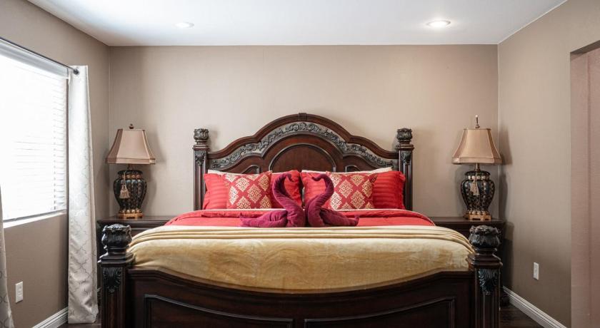 라스베이거스 / 라스베가스 (NV) Tuscan Oasis: Elegance with Comfort. King Bed. 4성급 숙소 객실