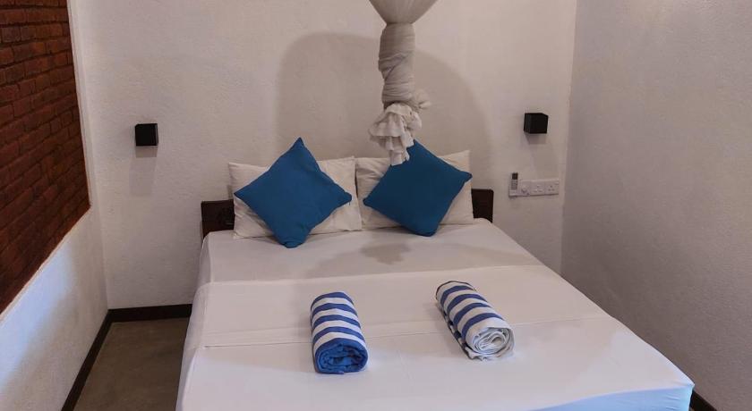 moments hotel & restaurant - image 3