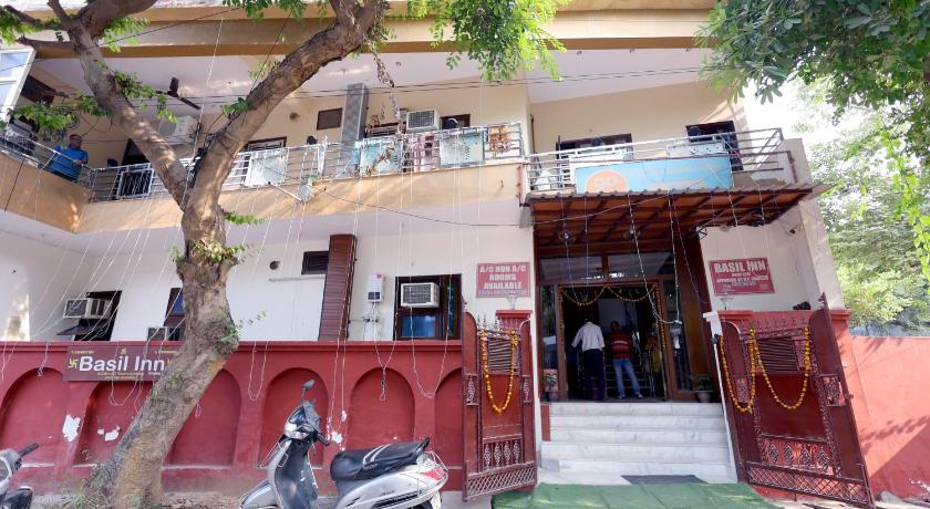Hotel Basil Inn near to Taj Mahal - image 9