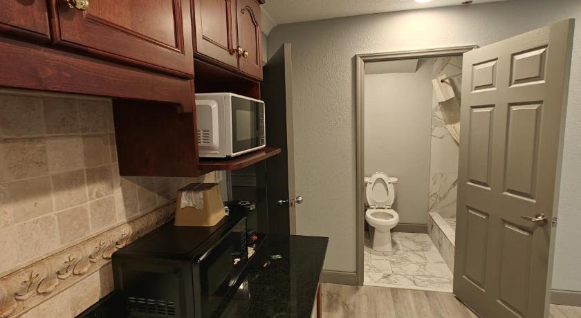 Image of King Room with Mountain View 6