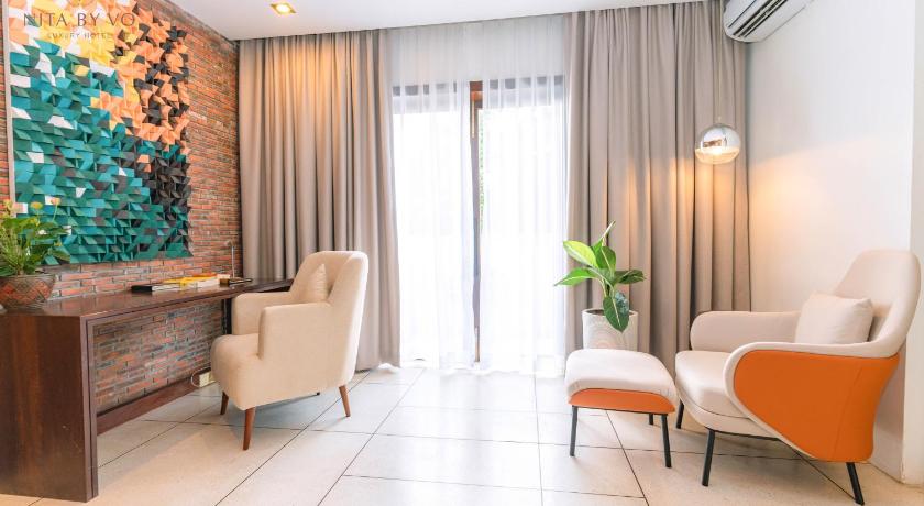 Image of King Suite with Balcony 8