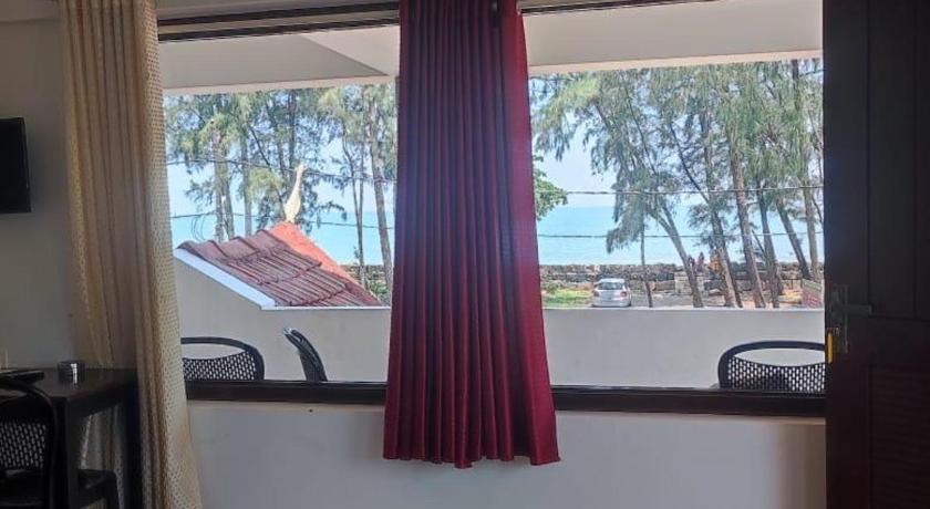 Relax inn cherai - image 18