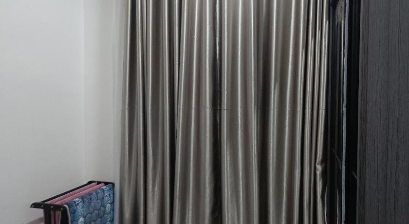 クアラ・リピス Inara Homestay 2つ星 シングルルーム レストラン