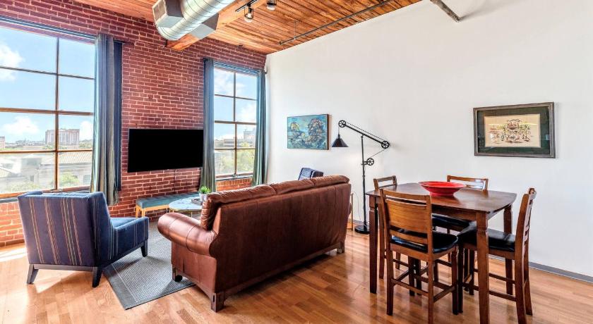 세인트 루이스 (MO) Holiday Magic Awaits-Host in STL DWTN Loft-6D 4성급 숙소 스위트룸
