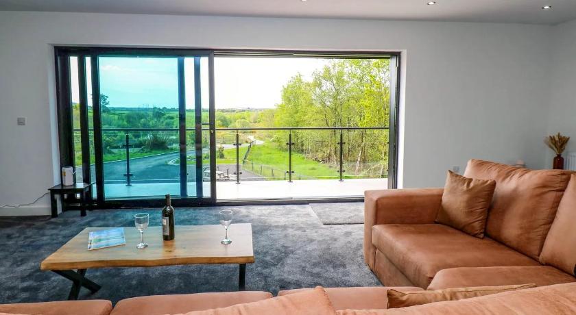 Silverbirch Cottage - 3 Bedrooms - Sleeps 6
