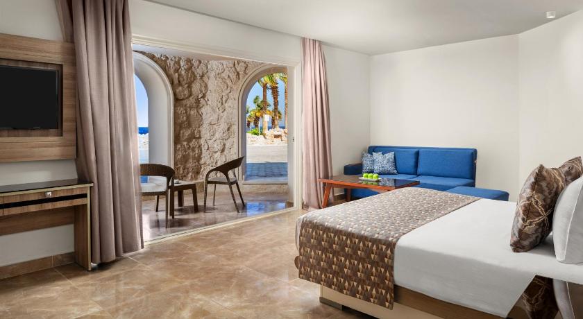 รูปของห้องจูเนียร์สวีทพร้อมวิวทะเล (Junior Suite with Sea View) 4