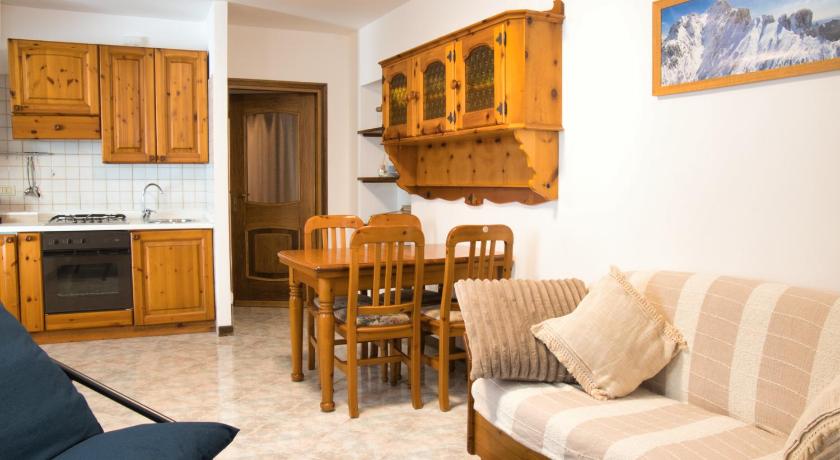 Lòbia in via Parrocchiale