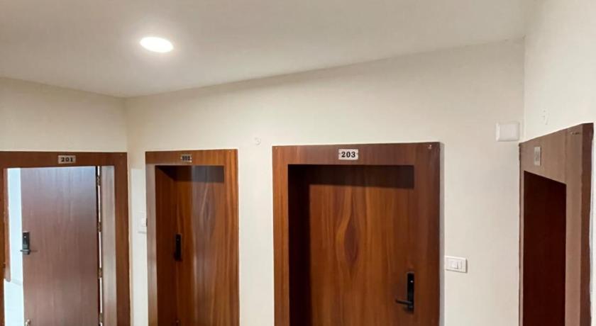 KK Service Suites - image 8