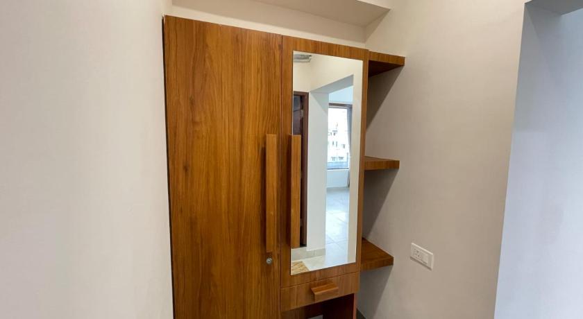 KK Service Suites - image 50