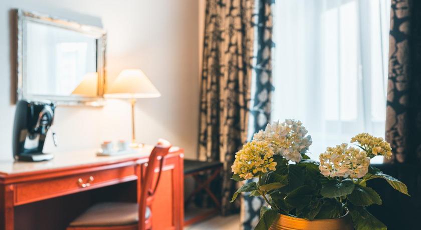Szoba kétszemélyes ággyal vagy 2 külön ággyal (Double or Twin Room) fotója 7