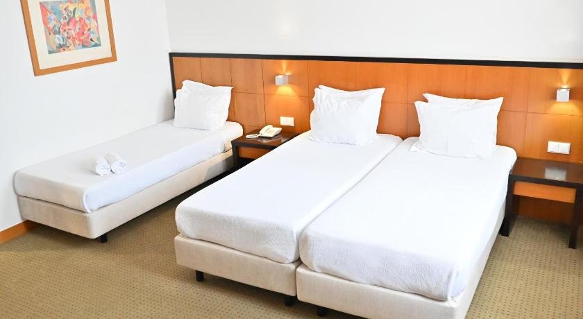 バルセロス Hotel Bagoeira 3つ星 ホテル レストラン