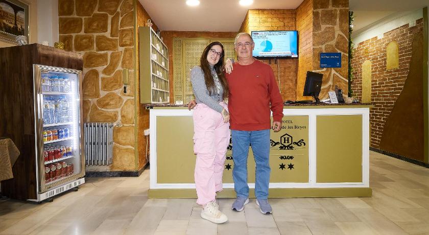 龙达 Hotel Virgen de los Reyes 2星级 酒店 餐厅