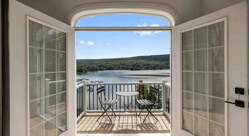 グリーンウッド・レイク Lakeview Villa with Private Hot Tub, Firepit & Breathtaking Cliff Views 5つ星 宿泊施設 施設