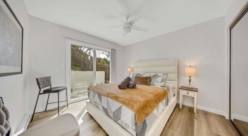 Oneluxstay 3BR Home Near the Beach