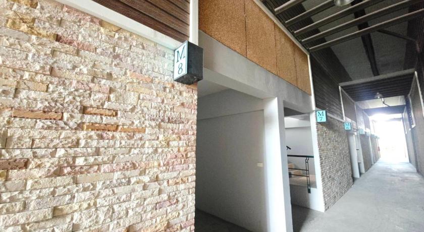 촌부리 Save Hotel เซฟ โฮเทล 3つ星 ホテル 眺望