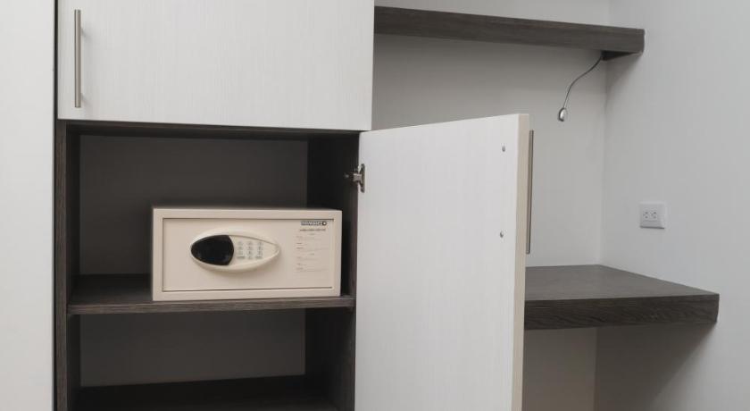 Image of Duplex Quadruple Room 17