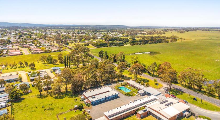 Gippsland Region Ship Inn Motel Yarram Hotel pool