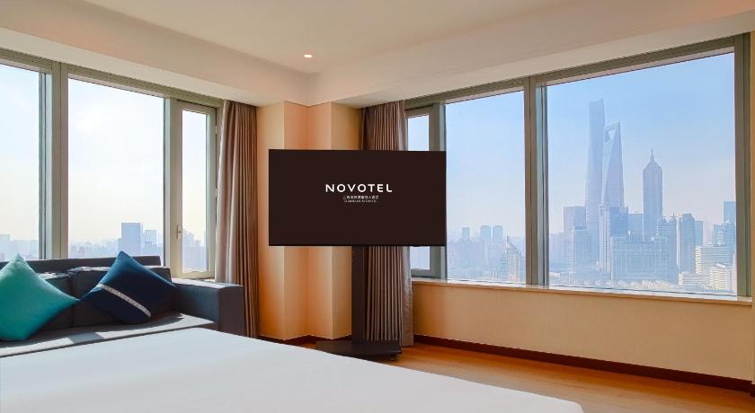 Image of Grand River View King Room 4