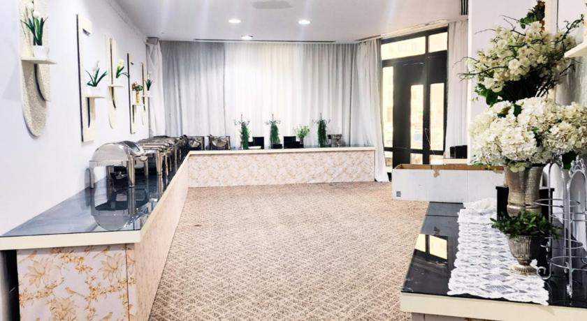 クウェートシティ Bloom Hotel 4つ星 ホテル 客室