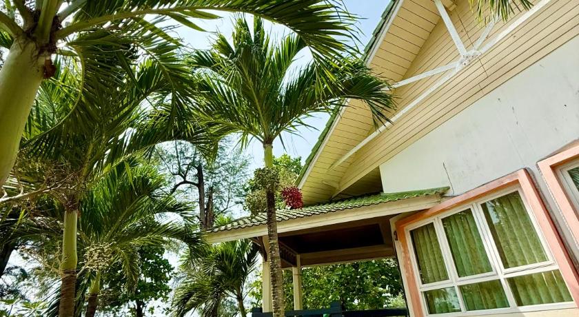 Image of Family Bungalow 17