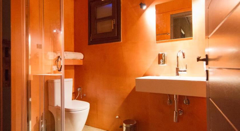 small luxury hotel 1800 photo